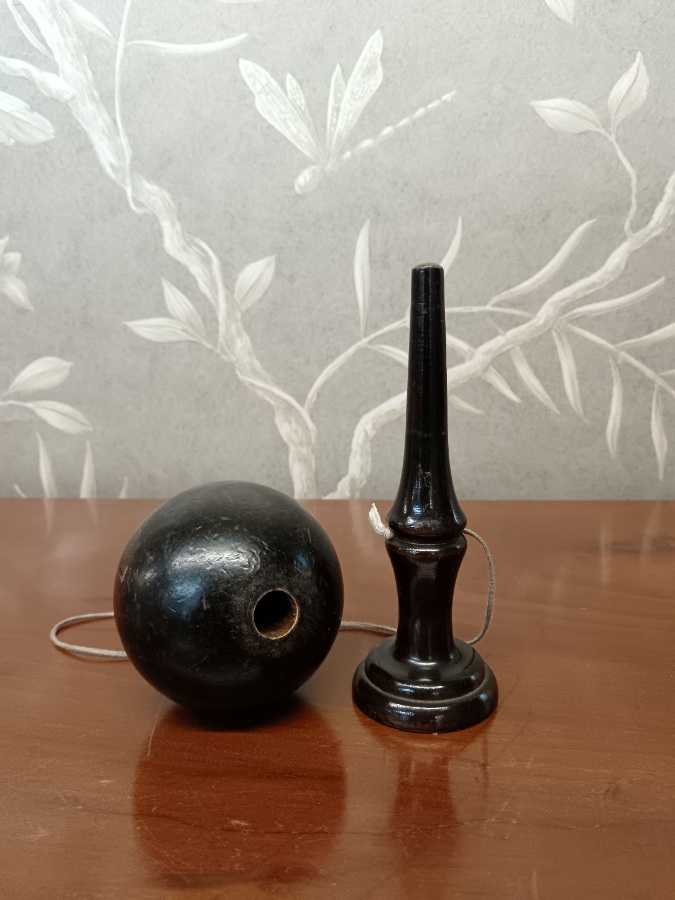 antique wooden Bilboquet ebonised (3).jpg